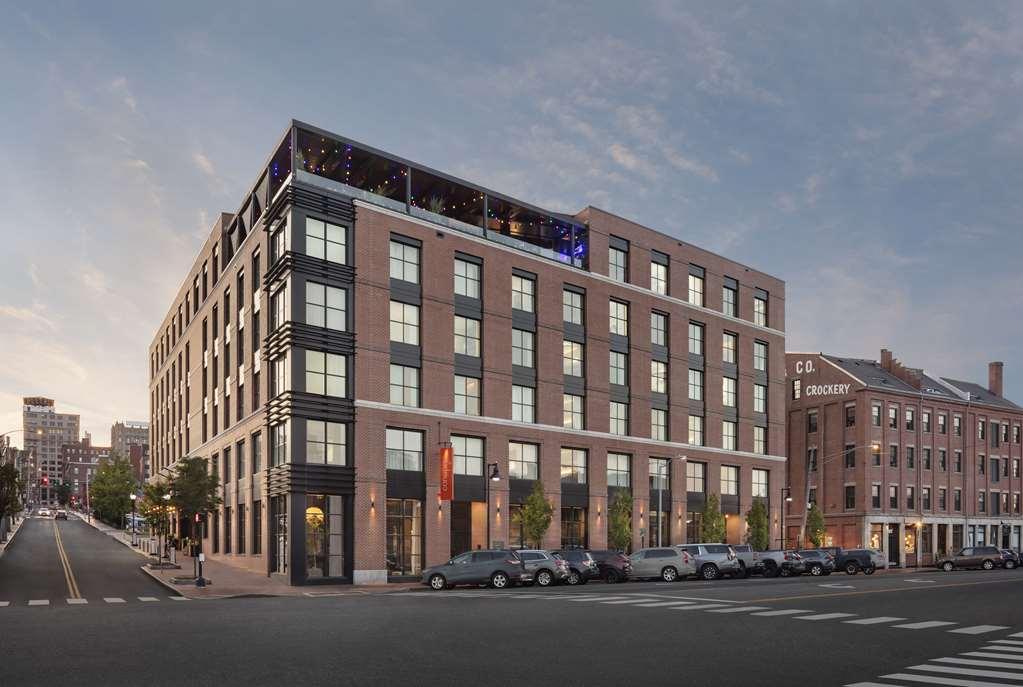 Canopy By Hilton Portland Waterfront Exterior photo